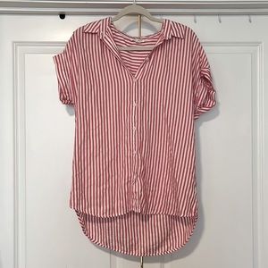 NWOT beachlunchlounge Coral Stripe Hi-low Button Up Tunic Top